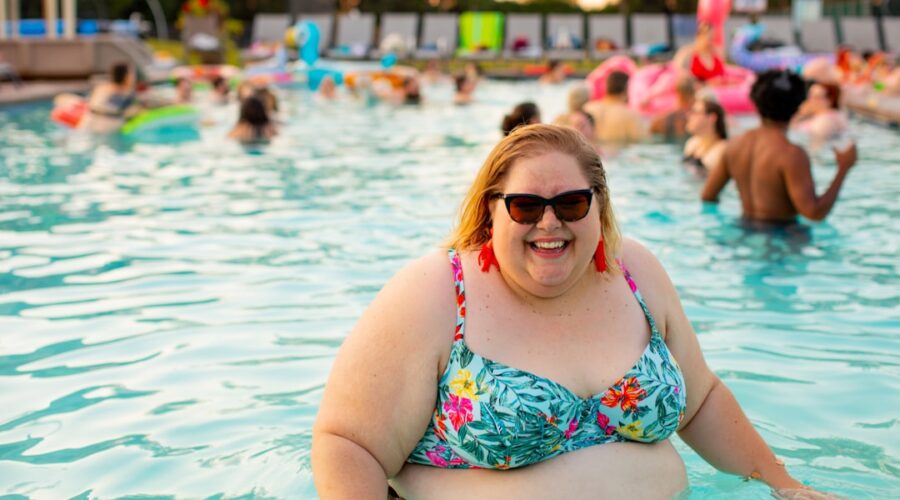 Photo plus size people